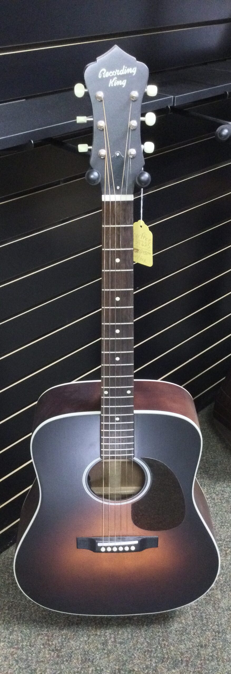 Recording King Limited Edition RDH-26-FE3-VSM Acoustic