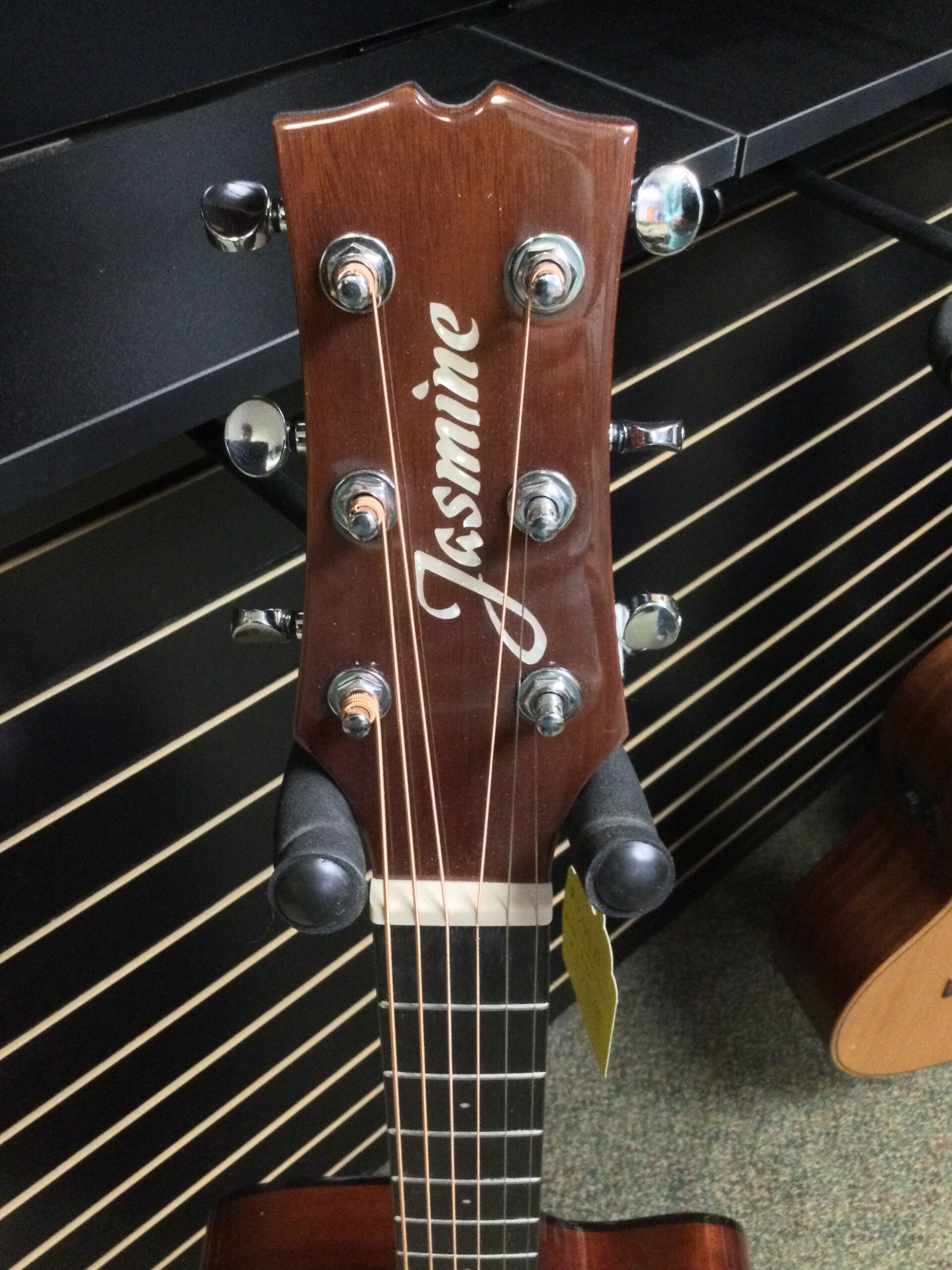 Jasmine JD39CE-NAT-U Acoustic/Electric Guitar - Image 4